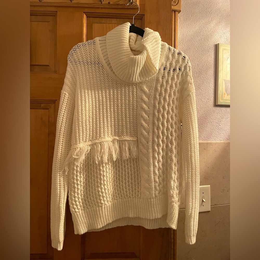 Calvin Klein Sweater